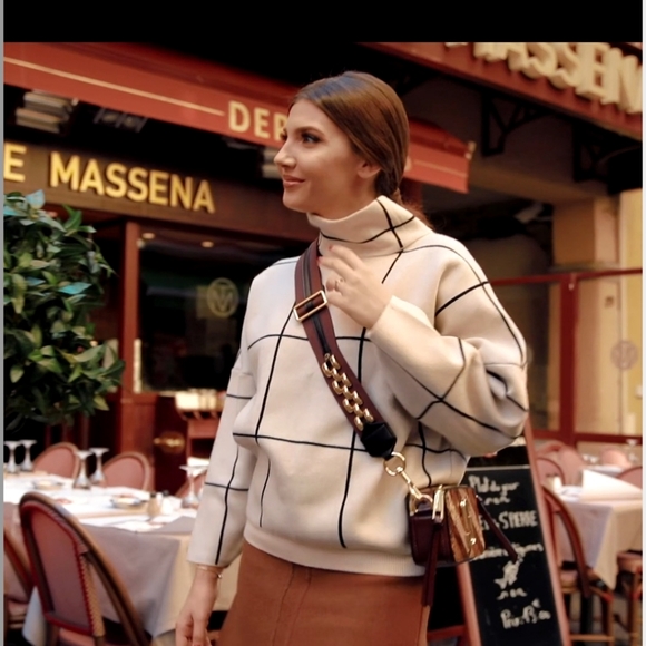 Chicwish turtleneck grid sweater - Picture 5 of 9